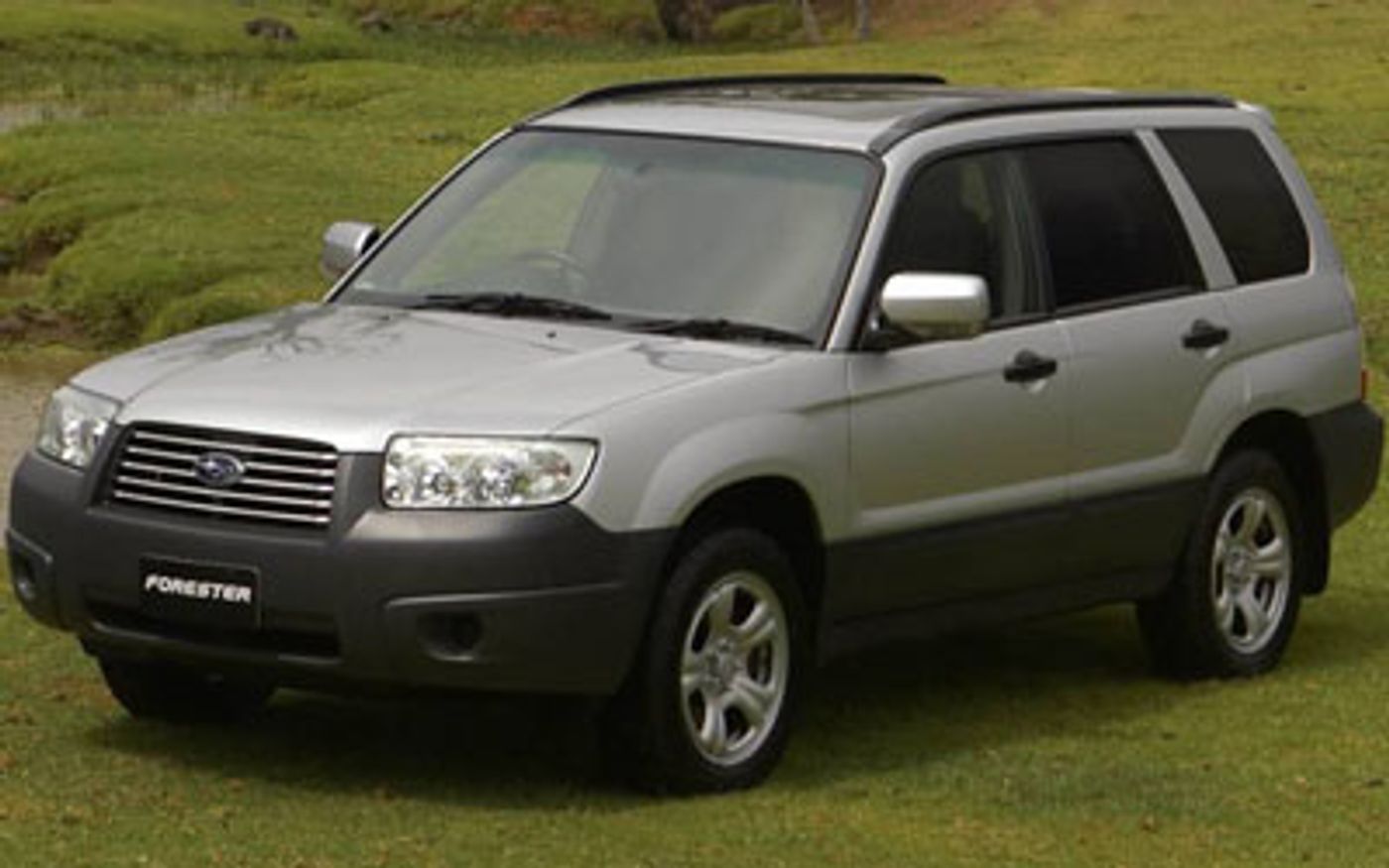 Hero image of a new Subaru Forester X Luxury (2006) price & specs available with CarExpert deals.