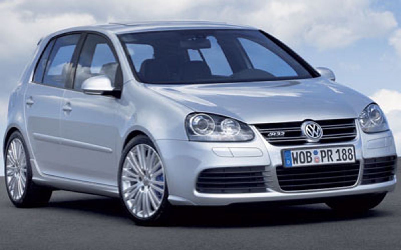 Hero image of a new Volkswagen Golf R32 (2008) price & specs available with CarExpert deals.