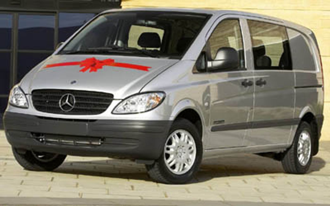 Hero image of a new Mercedes-Benz Vito Limited Edition (2004) price & specs available with CarExpert deals.
