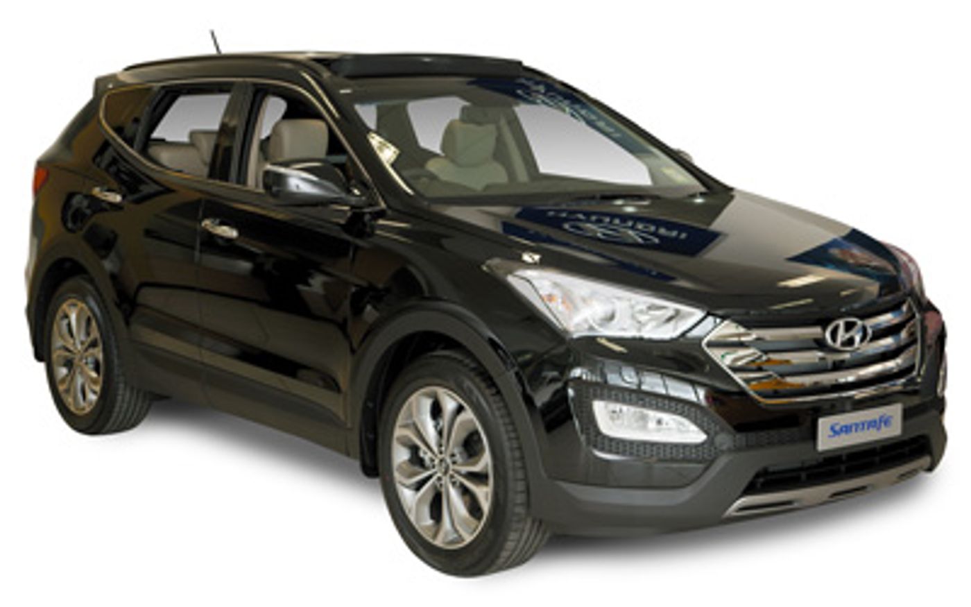 Hero image of a new Hyundai Santa Fe SR (2015) price & specs available with CarExpert deals.