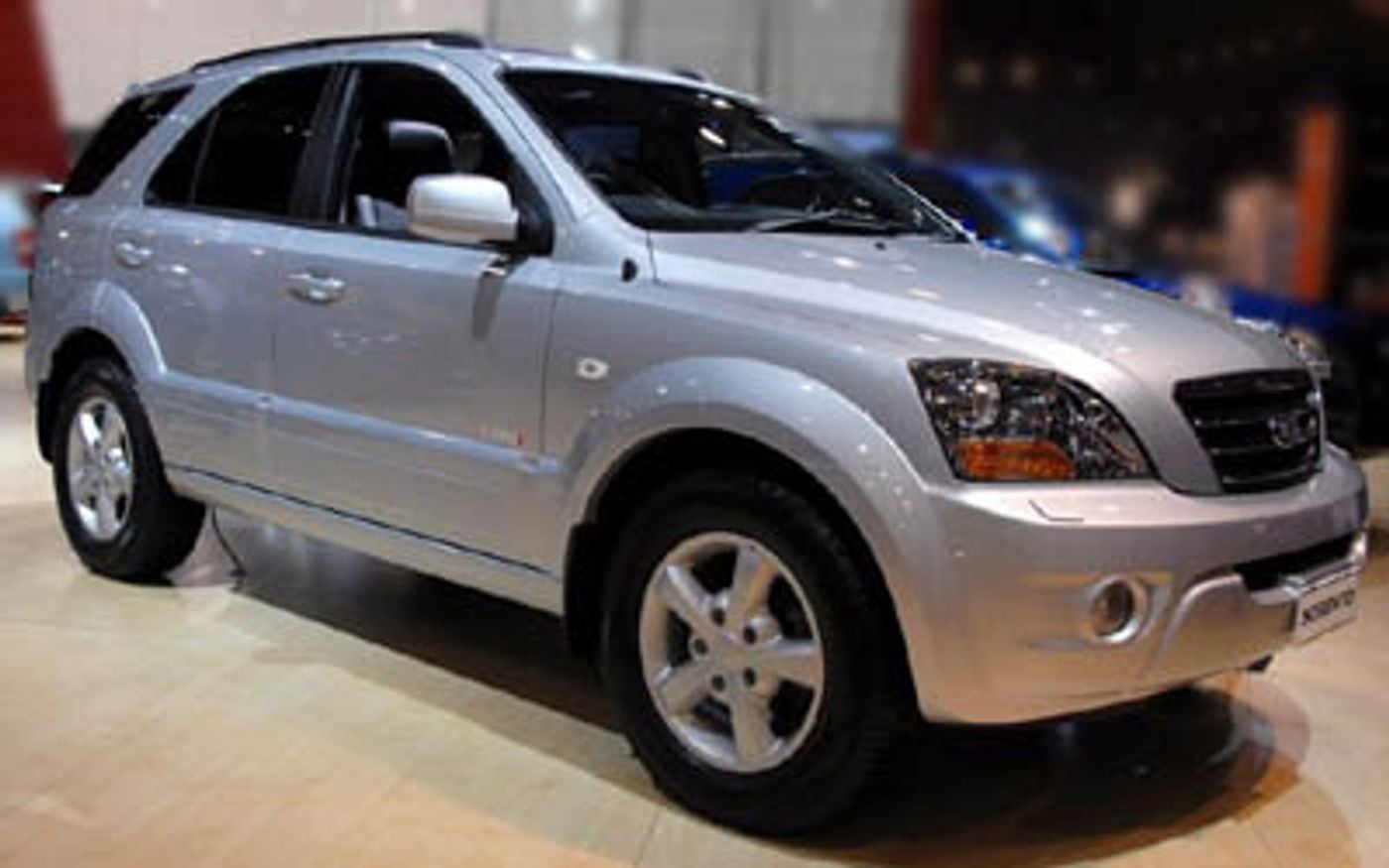 Hero image of a new Kia Sorento LX (2008) price & specs available with CarExpert deals.