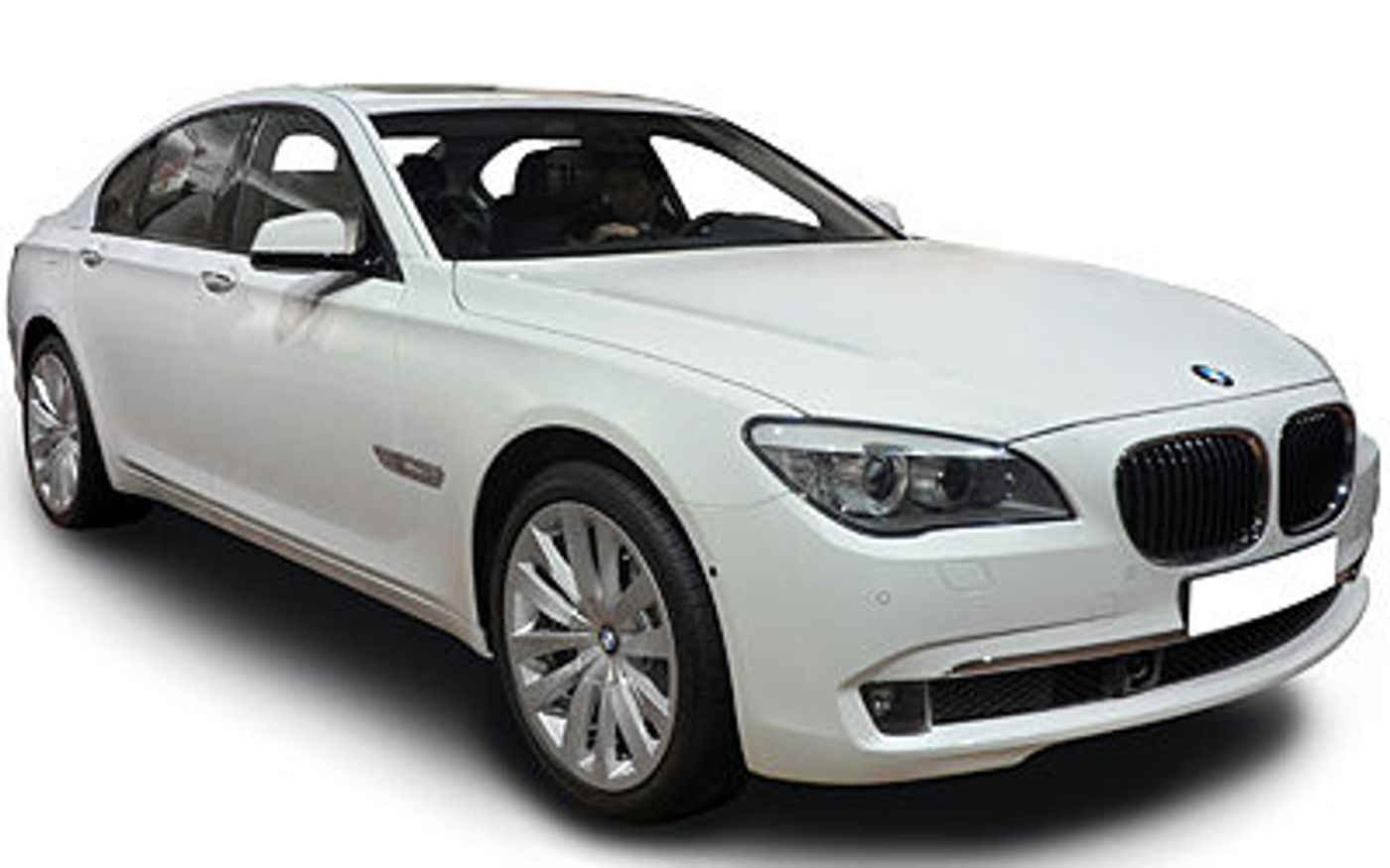 Hero image of a new BMW 7 Series Base (2013) price & specs available with CarExpert deals.