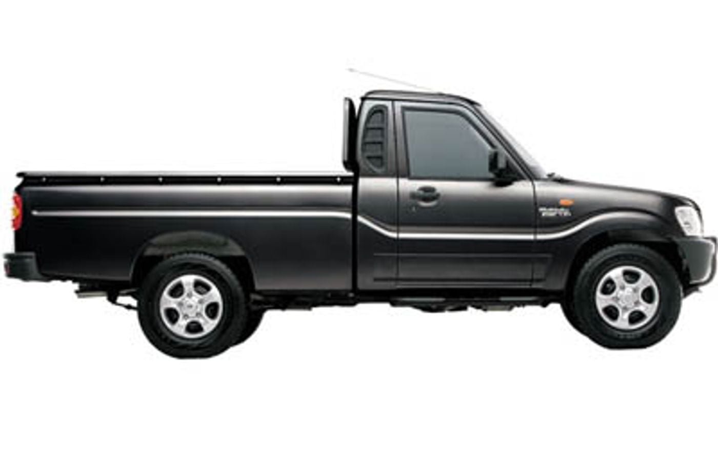 Hero image of a new Mahindra Pik-Up Base (2009) price & specs available with CarExpert deals.