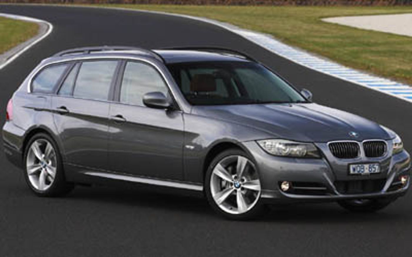 Hero image of a new BMW 3 Series Executive (2009) price & specs available with CarExpert deals.