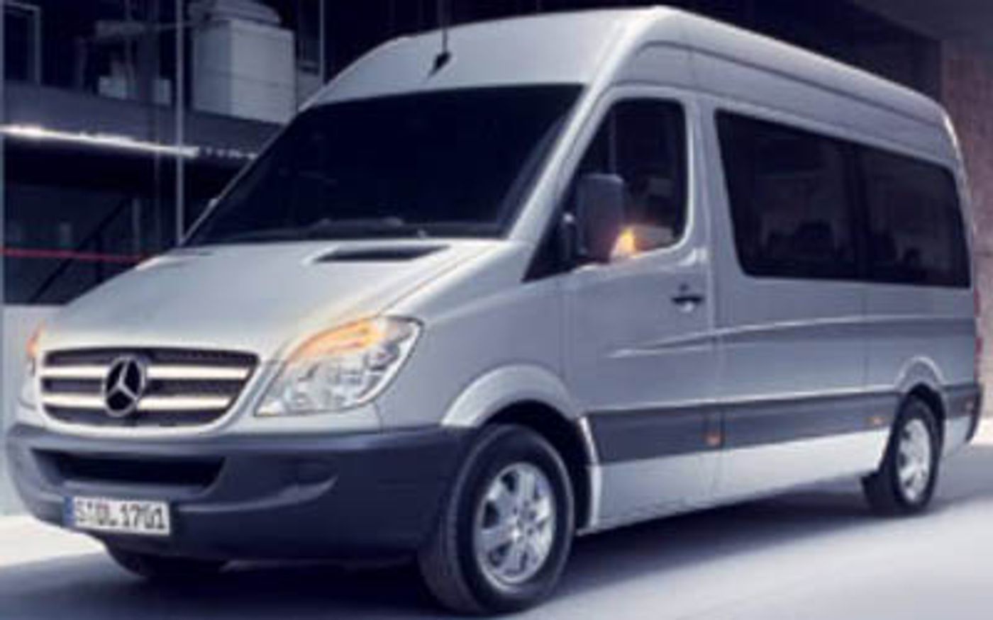 Hero image of a new Mercedes-Benz Sprinter Base (2010) price & specs available with CarExpert deals.