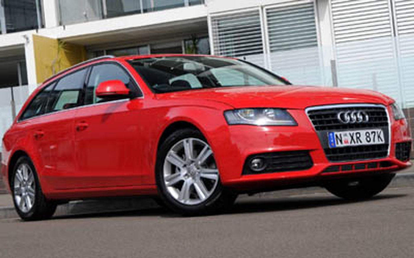 Hero image of a new Audi A4 Base (2009) price & specs available with CarExpert deals.