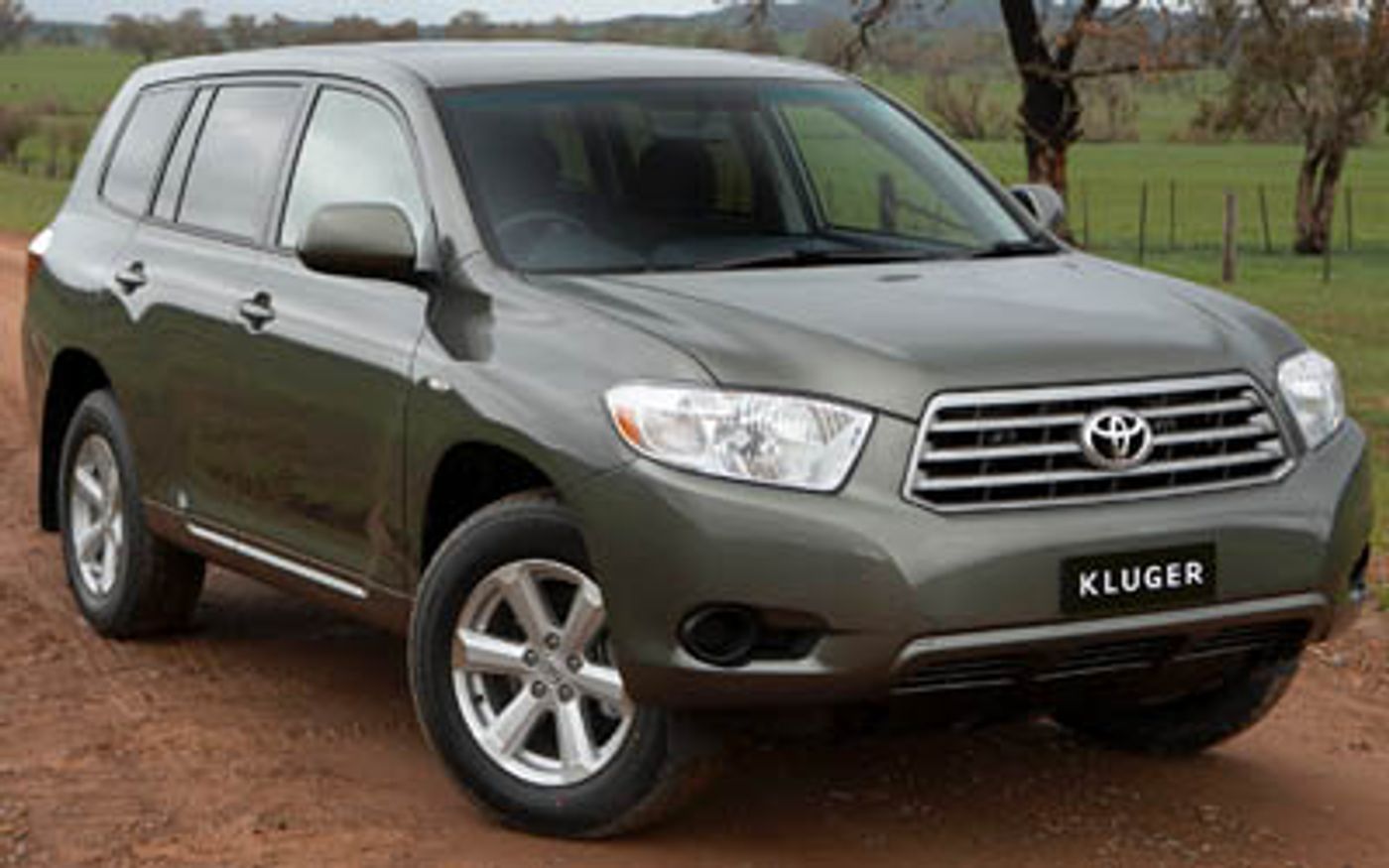 Hero image of a new Toyota Kluger Kx-R (2007) price & specs available with CarExpert deals.