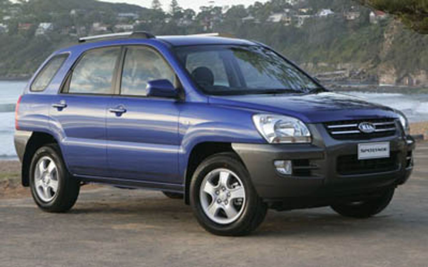 Hero image of a new Kia Sportage LX (2007) price & specs available with CarExpert deals.