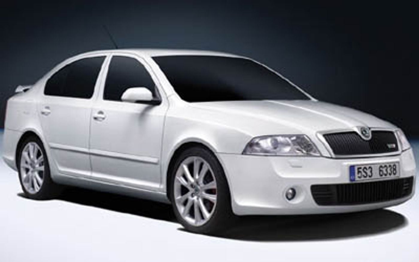 Hero image of a new Skoda Octavia RS (2008) price & specs available with CarExpert deals.