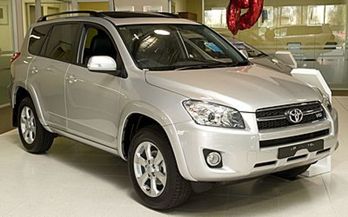 Hero image of a new Toyota RAV4 ZR6 (2008) price & specs available with CarExpert deals.