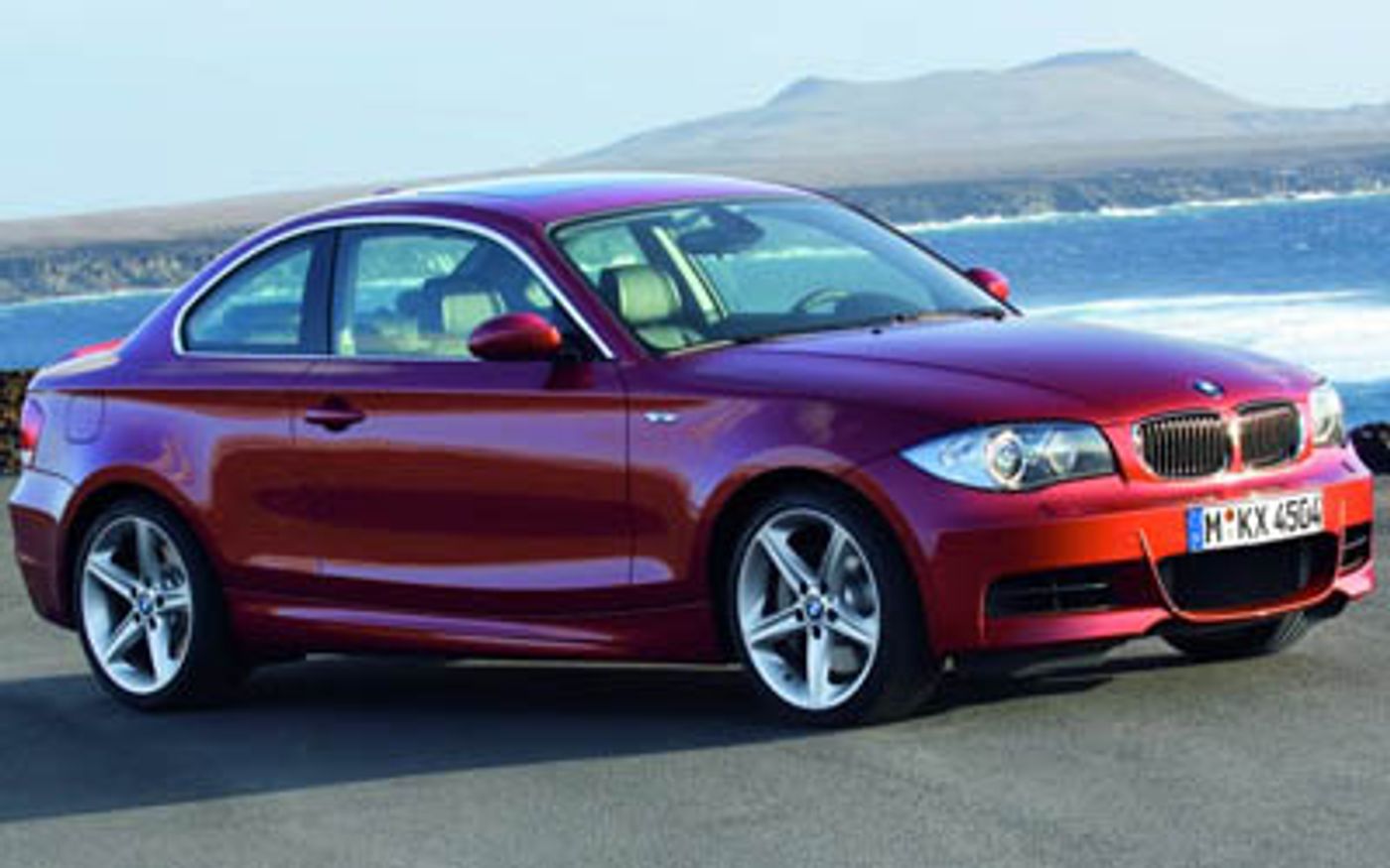 Hero image of a new BMW 1 Series Base (2010) price & specs available with CarExpert deals.