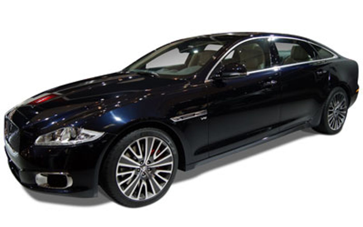 Hero image of a new Jaguar XJ Portfolio (2018) price & specs available with CarExpert deals.