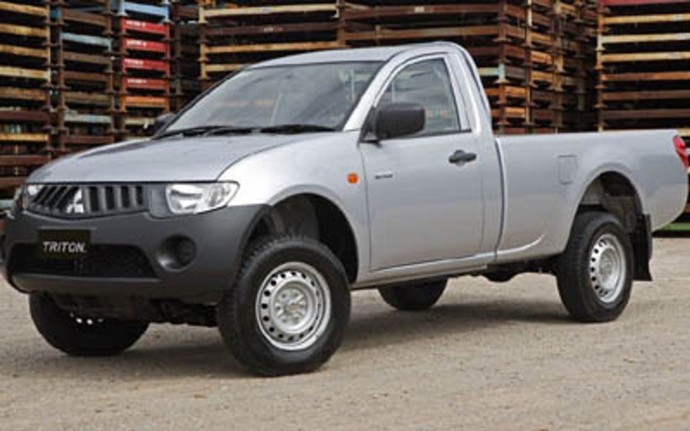 Hero image of a new Mitsubishi Triton GLX (2009) price & specs available with CarExpert deals.