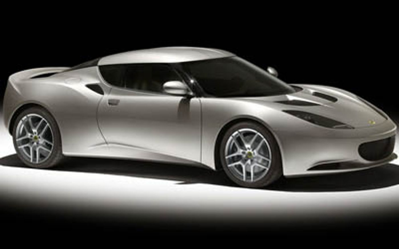 Hero image of a new Lotus Evora Base (2009) price & specs available with CarExpert deals.