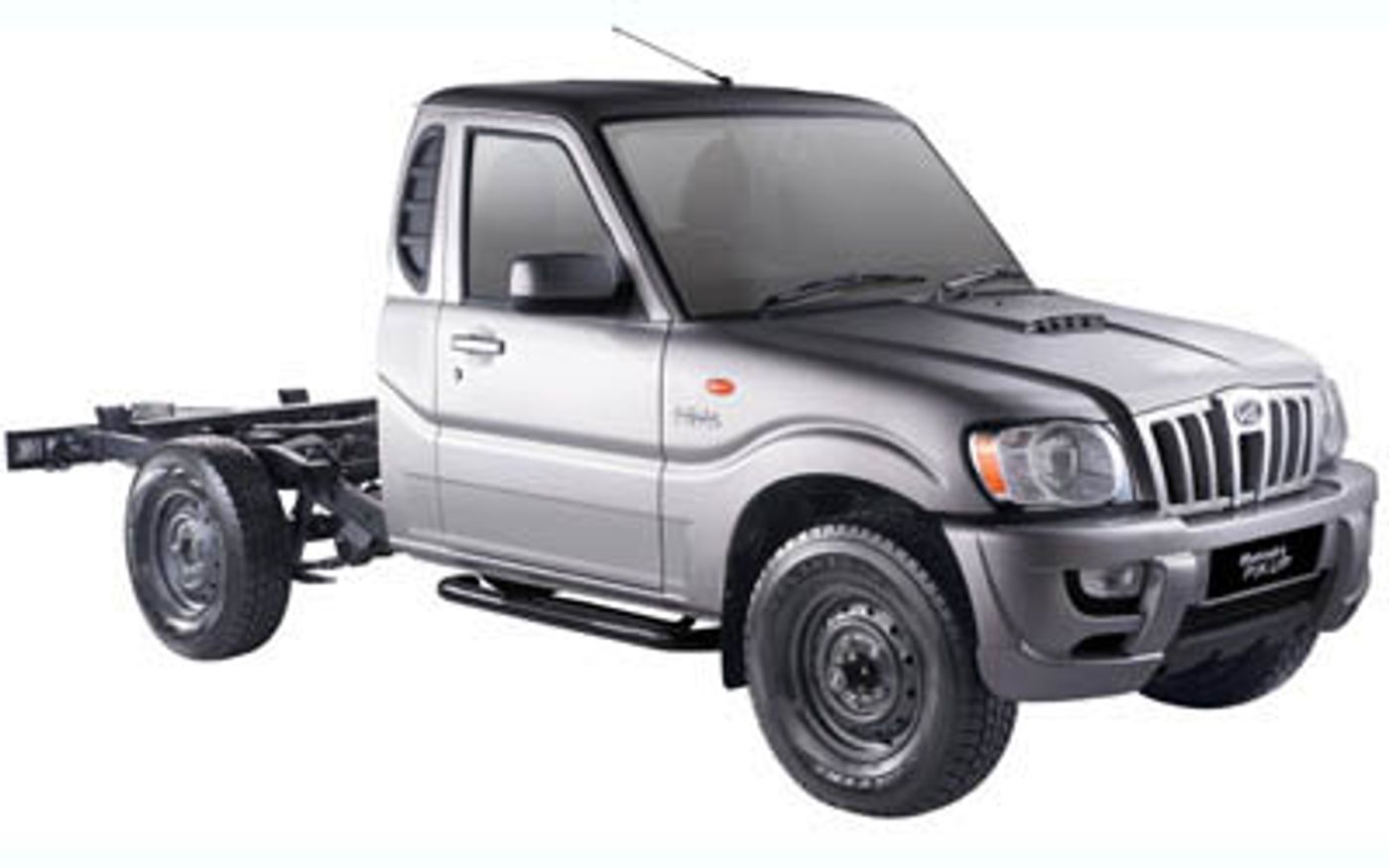 Hero image of a new Mahindra Pik-Up Base (2010) price & specs available with CarExpert deals.