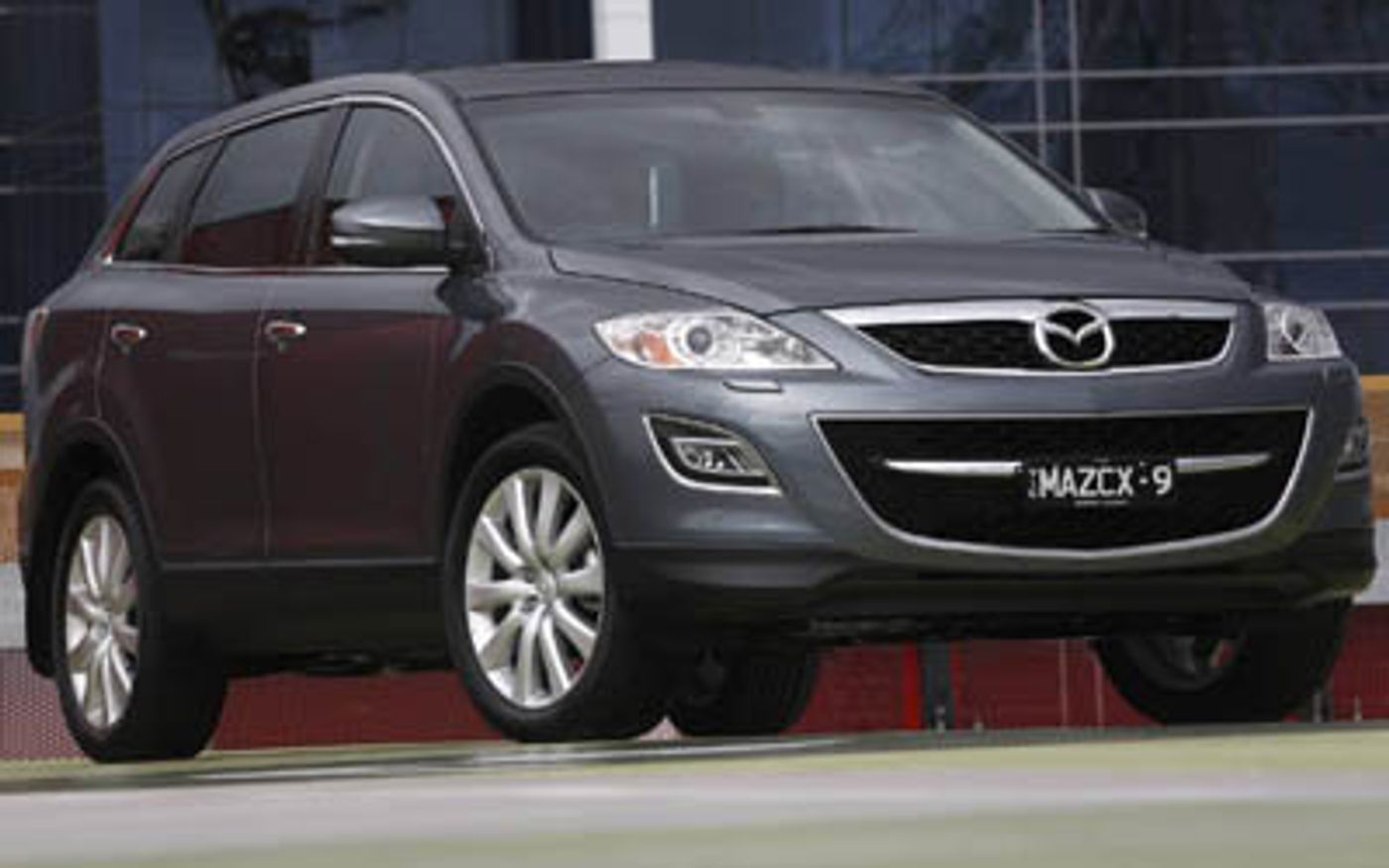 Hero image of a new Mazda CX-9 Luxury (2010) price & specs available with CarExpert deals.