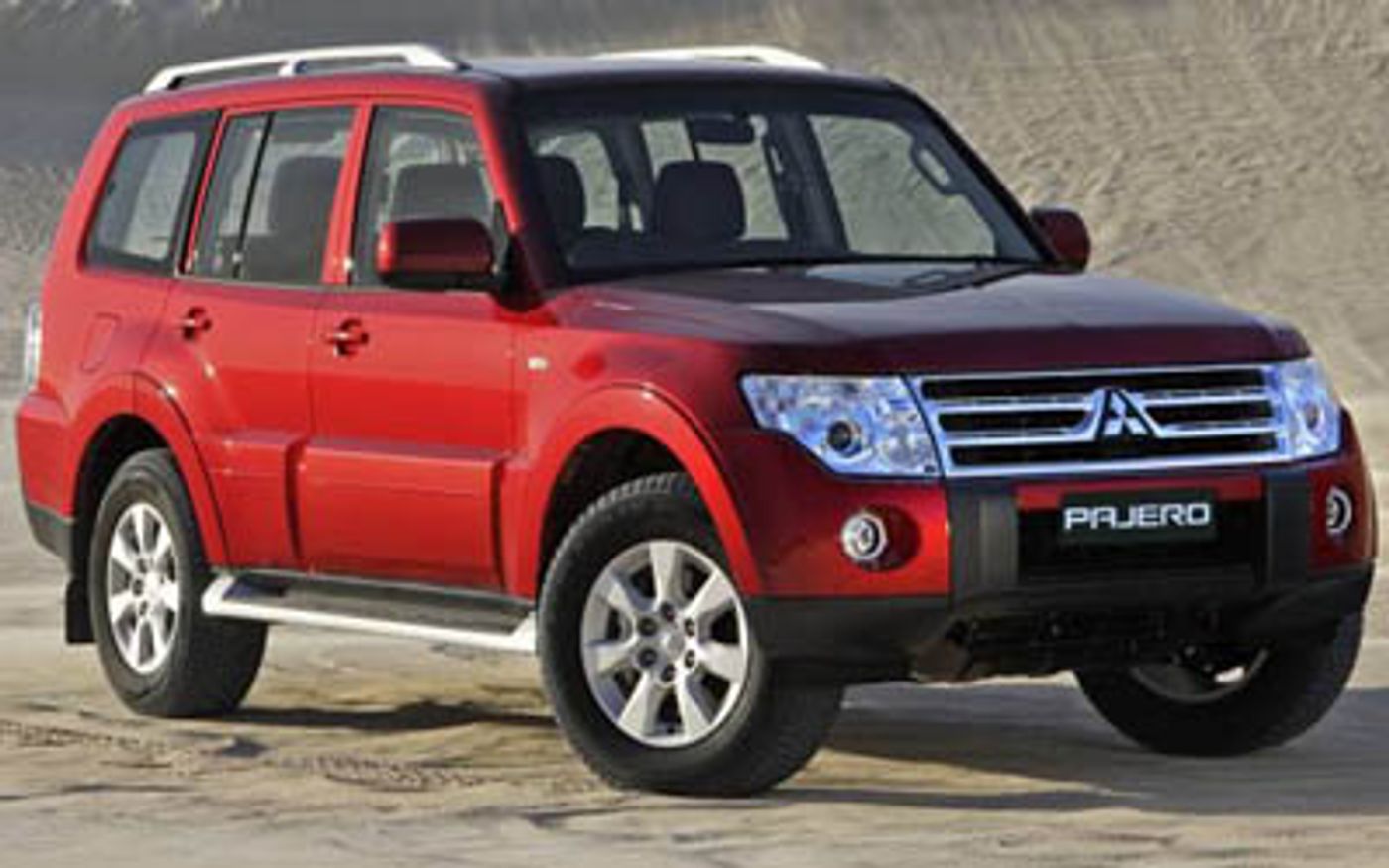 Hero image of a new Mitsubishi Pajero Platinum Edition (2009) price & specs available with CarExpert deals.