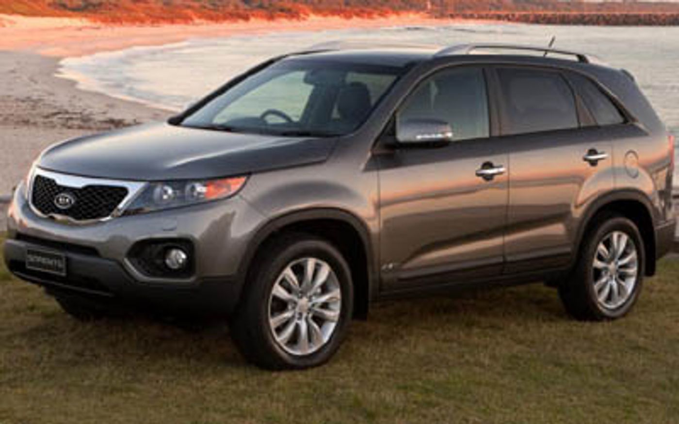 Hero image of a new Kia Sorento Platinum (2011) price & specs available with CarExpert deals.