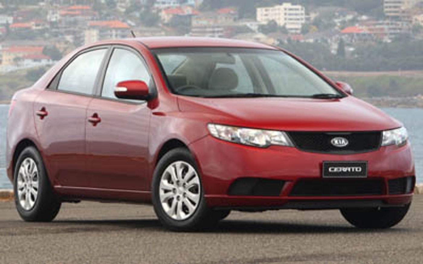 Hero image of a new Kia Cerato Si (2011) price & specs available with CarExpert deals.