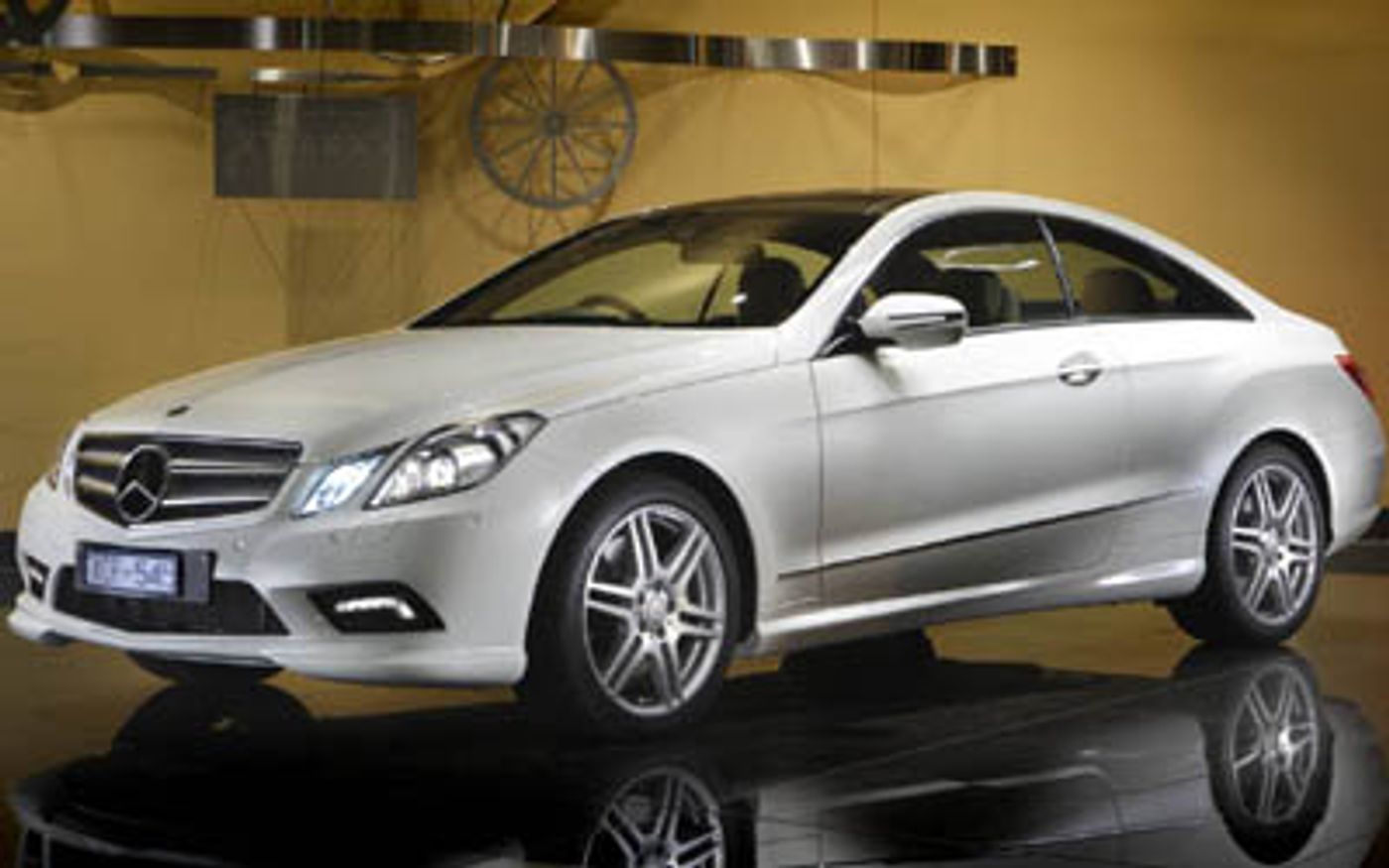 Hero image of a new Mercedes-Benz E-Class Avantgarde (2010) price & specs available with CarExpert deals.