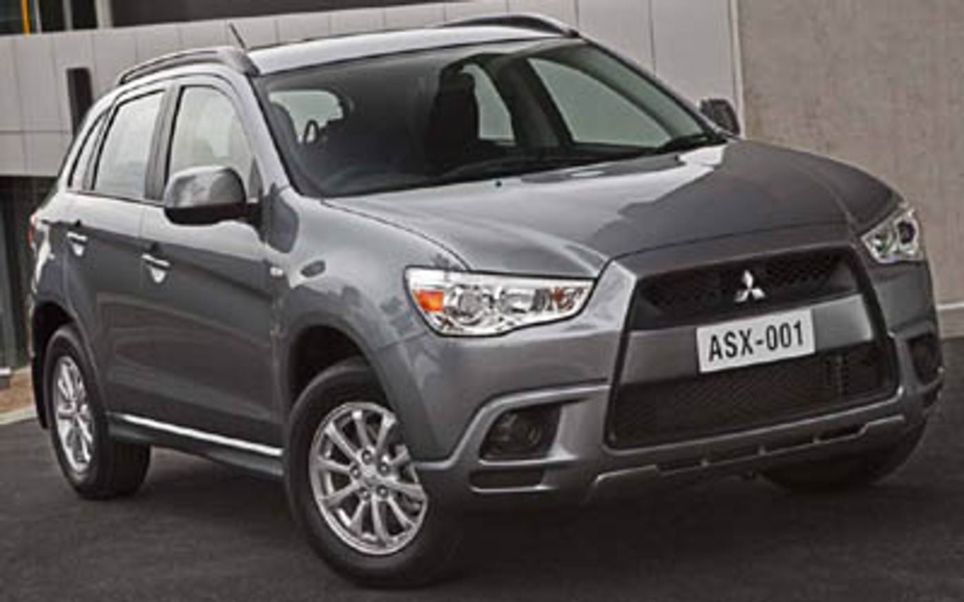 Hero image of a new Mitsubishi ASX Base (2011) price & specs available with CarExpert deals.