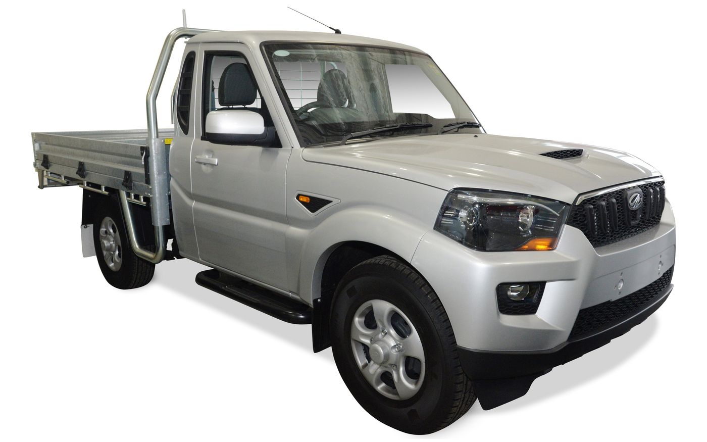 Hero image of a new Mahindra Pik-Up S6+ (2022) price & specs available with CarExpert deals.