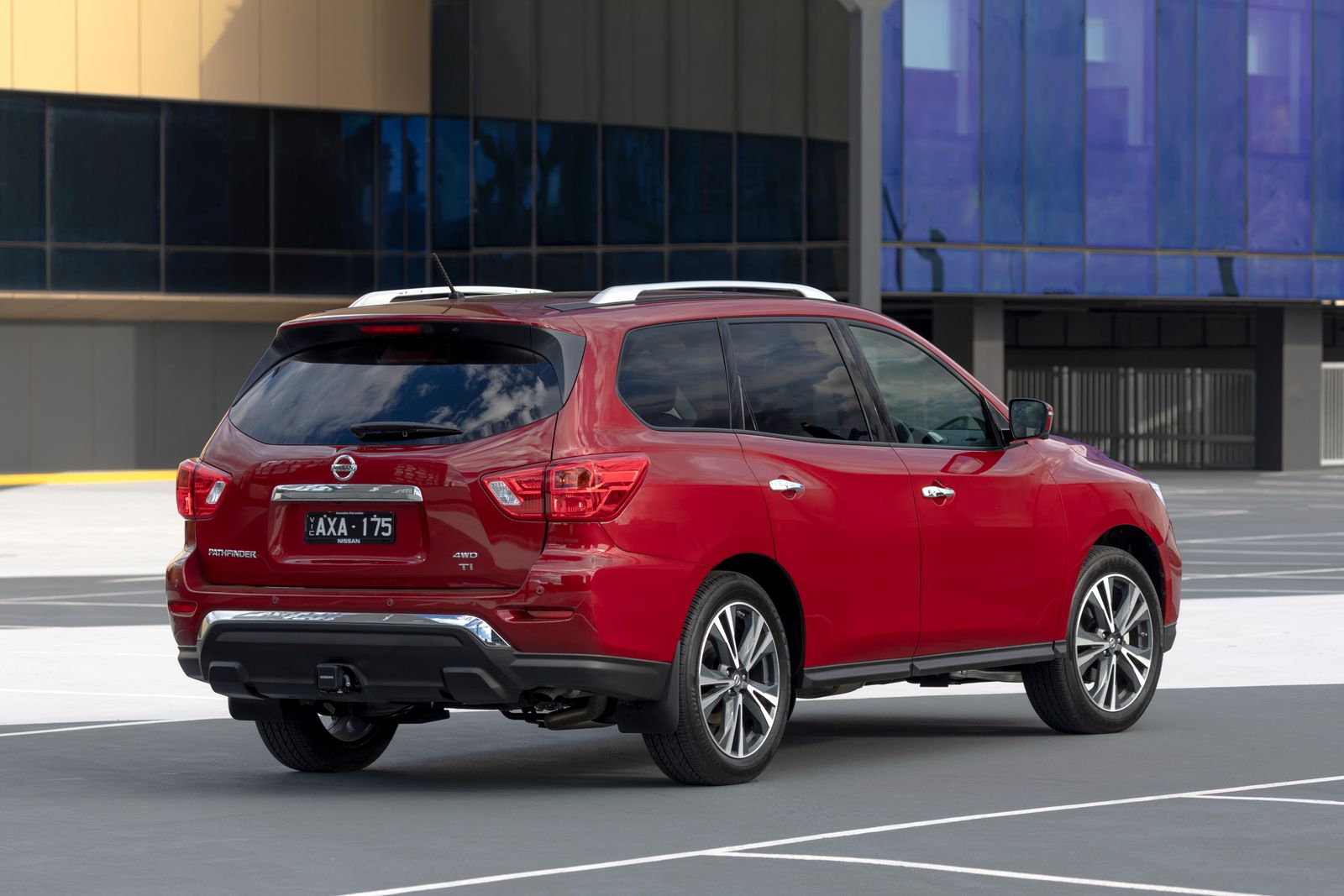 Nissan pathfinder 2020