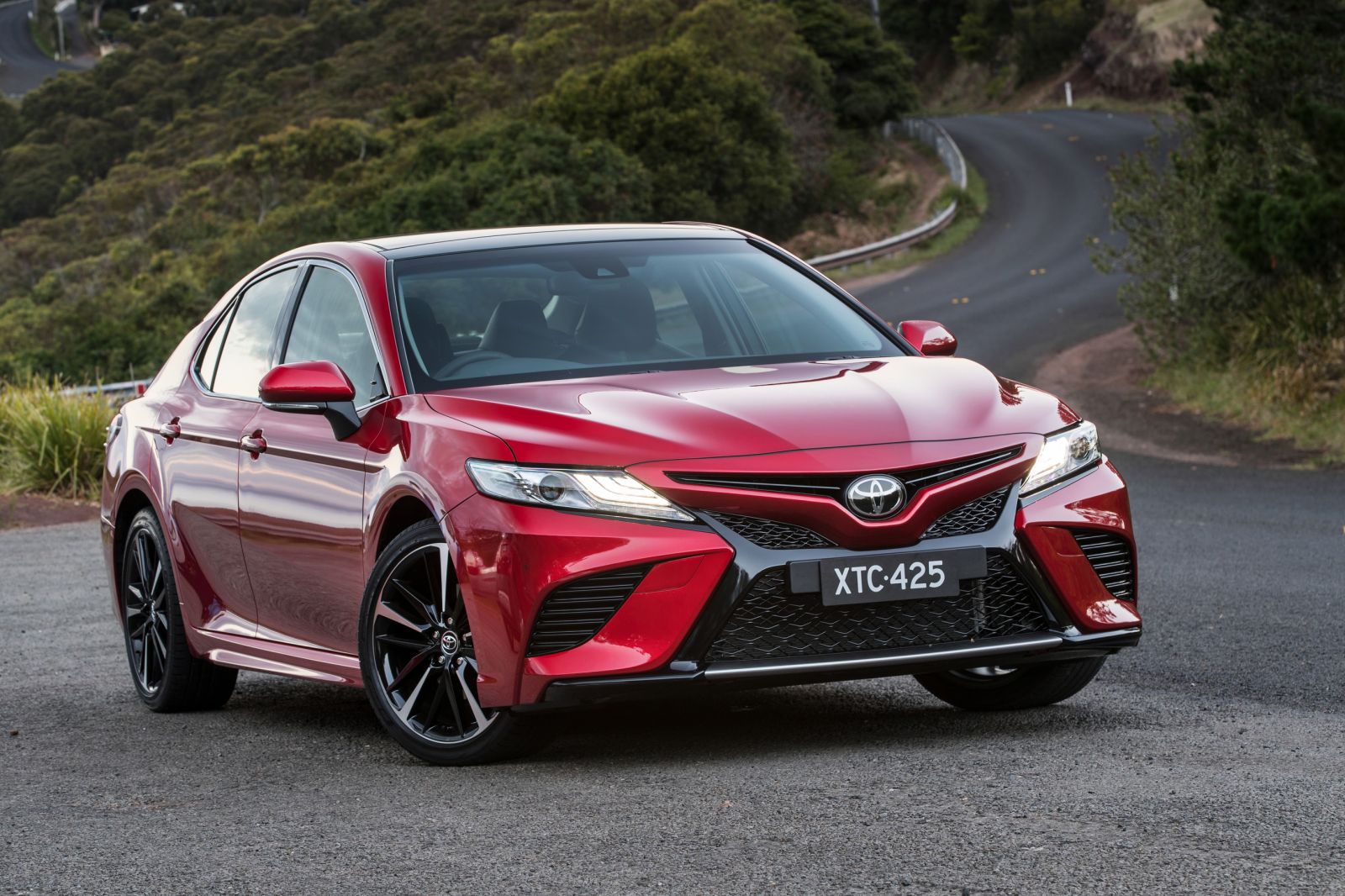 2020 Toyota Camry pricing and specs | CarExpert