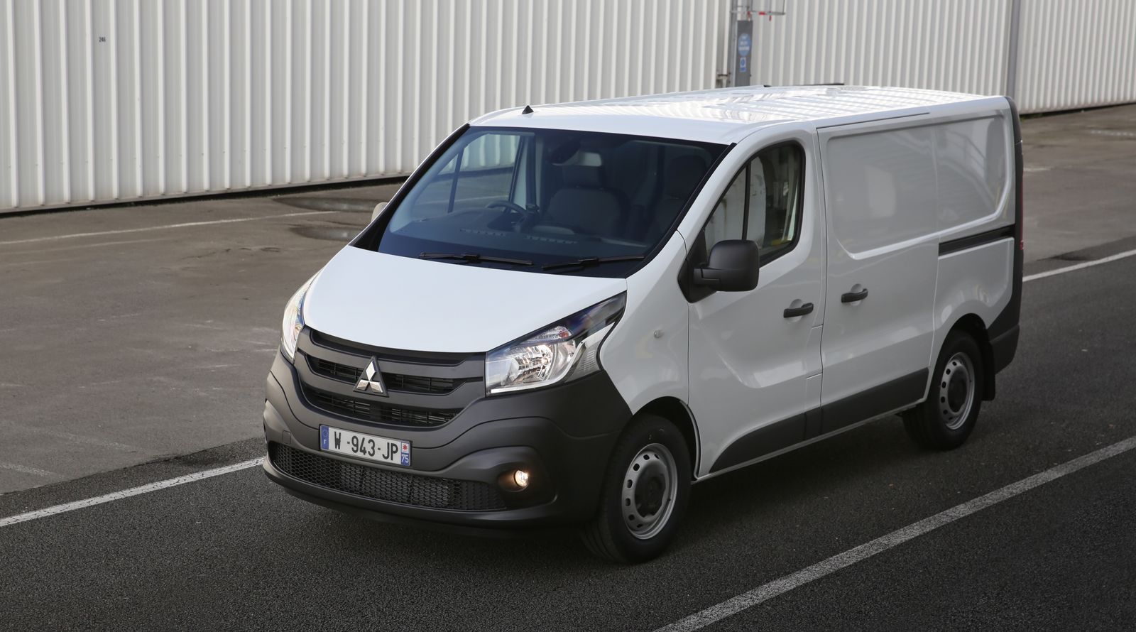 mitsubishi express van auto for sale