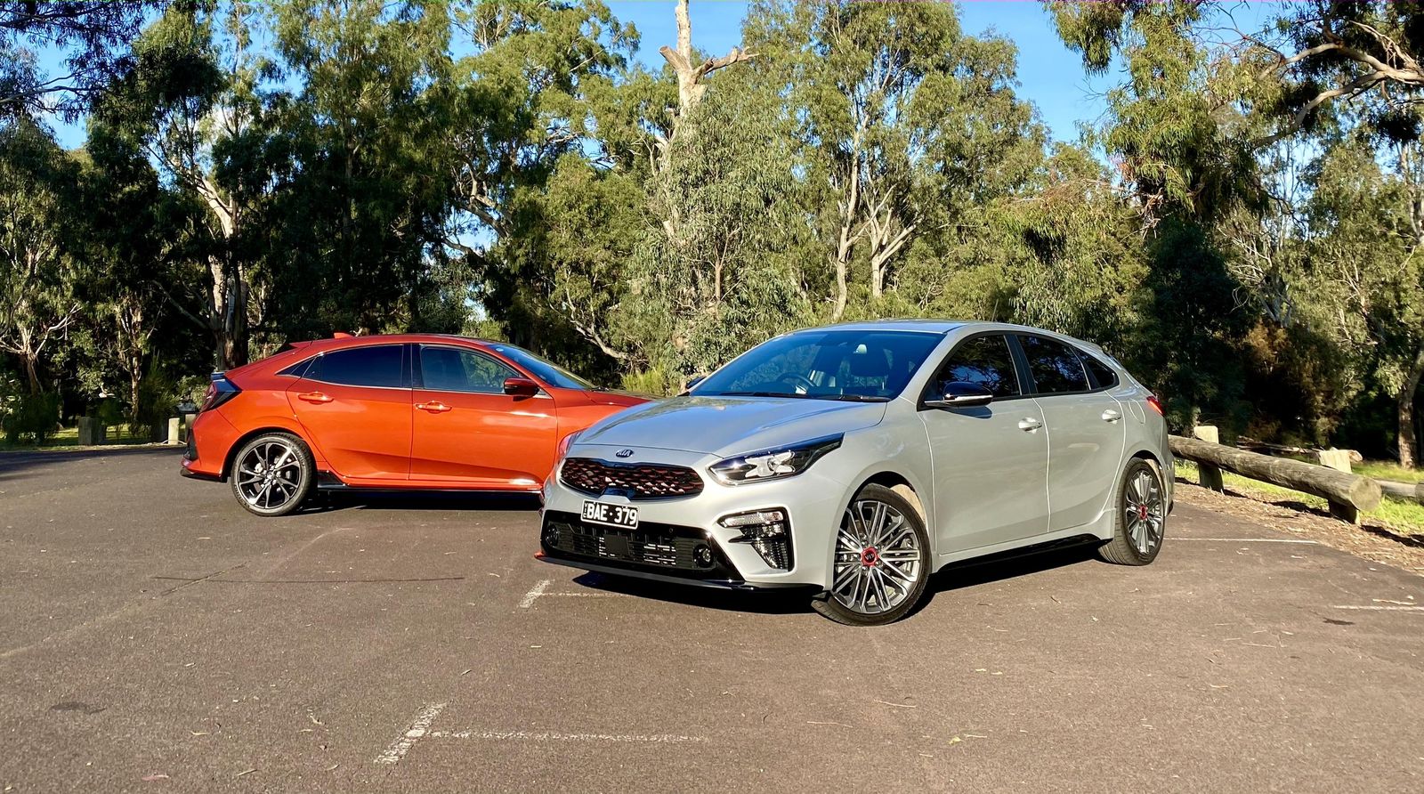 2020 Kia Cerato GT v Honda Civic RS