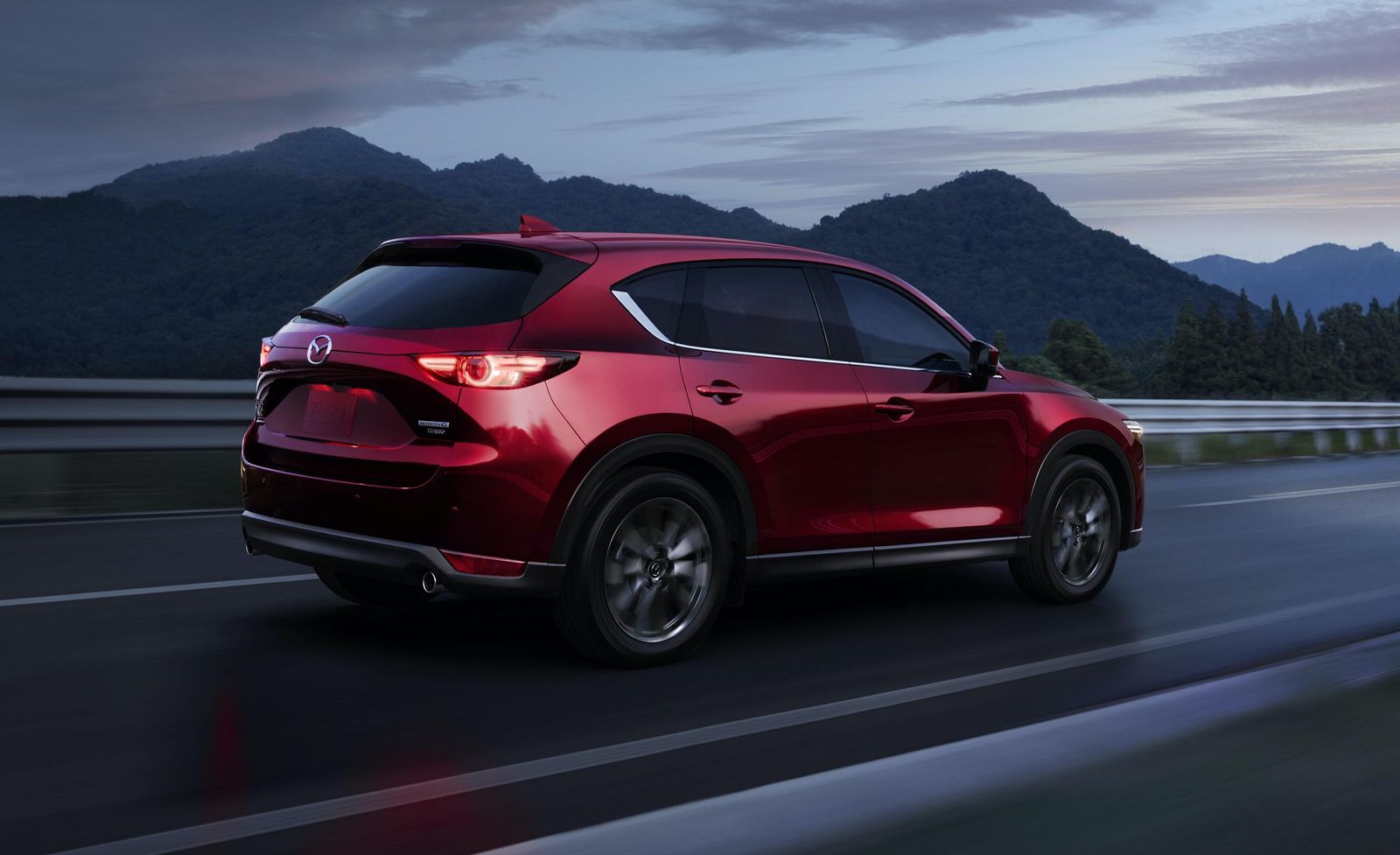 Hold off buying your new mid-size SUV: These ones are coming soon