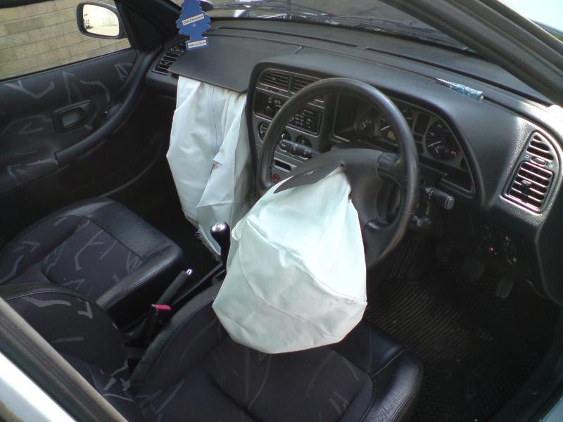 Airbags explained CarExpert