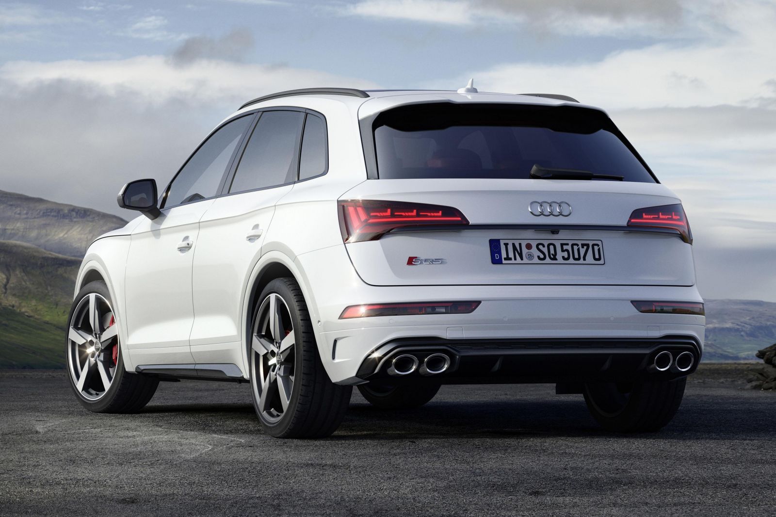 Audi sq5 суппорта