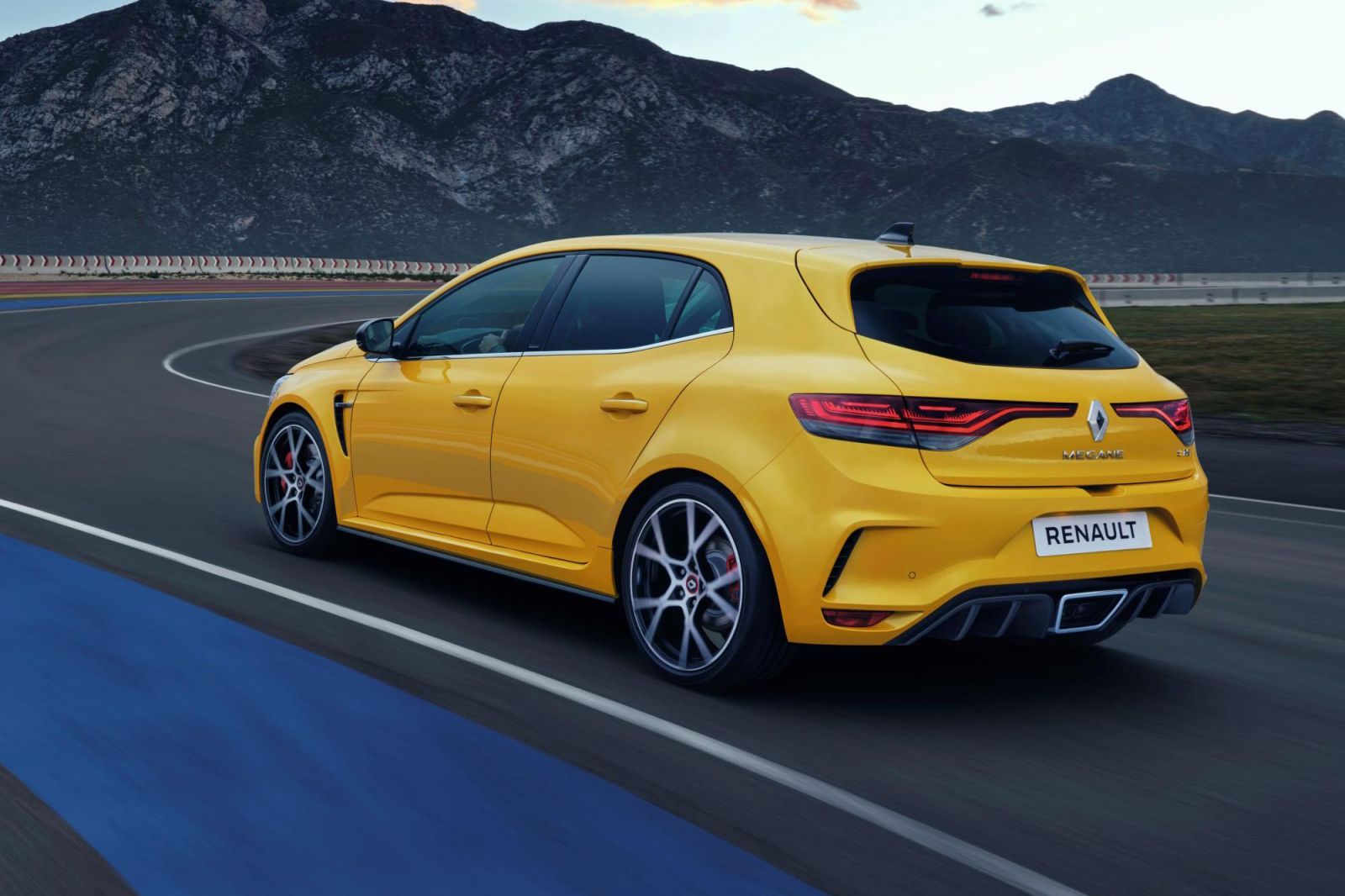 2021 Renault Megane Price And Specs Carexpert