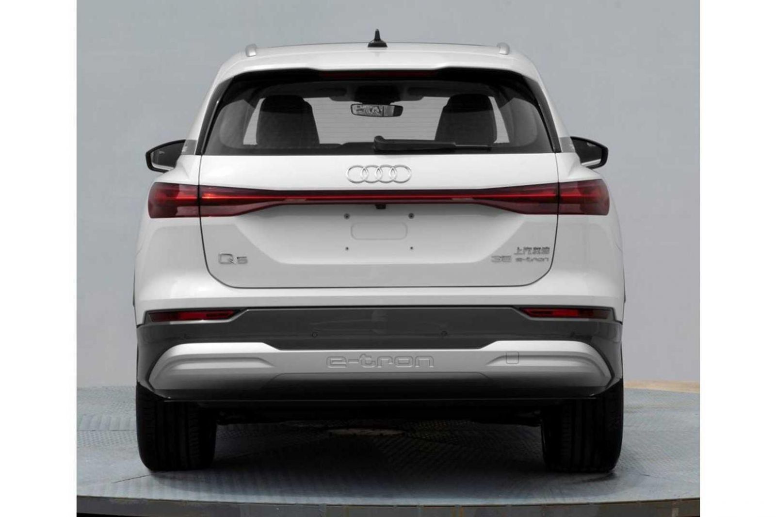 Audi q5 e tron