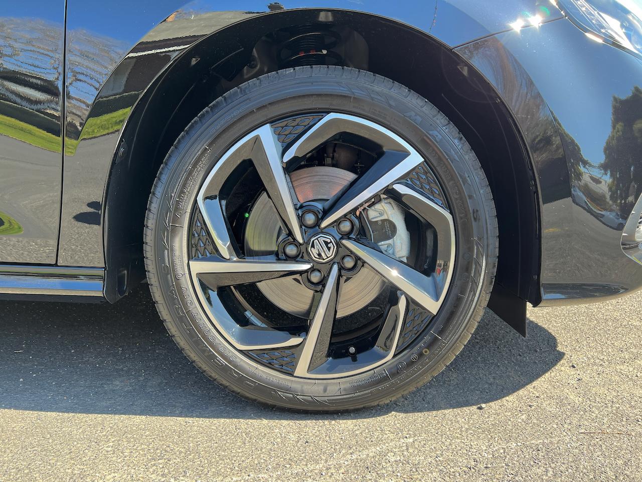 2025 MG 5 review | CarExpert