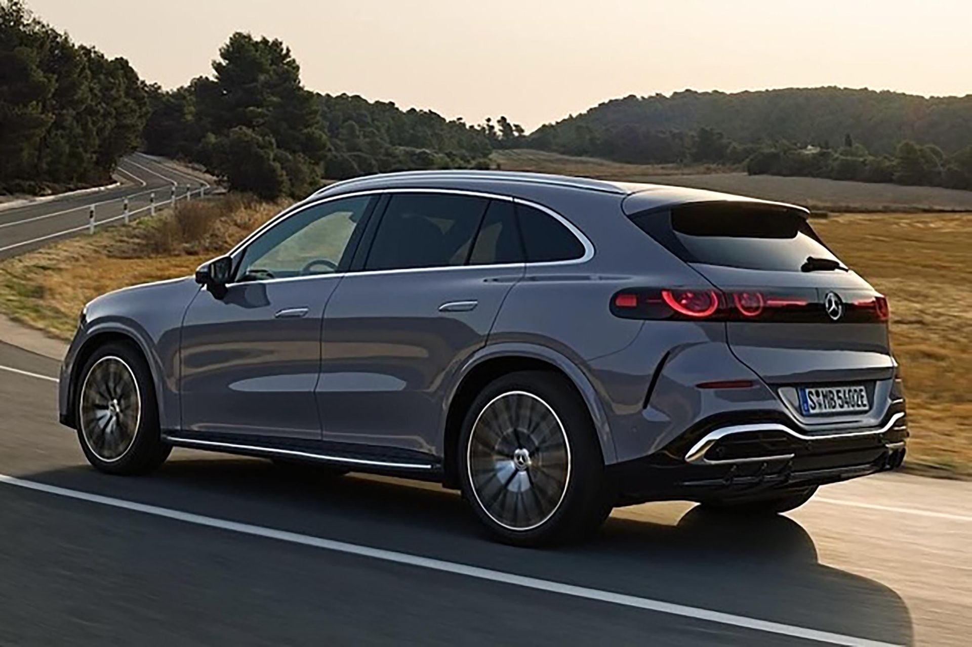 mercedes-benz-glc-ev-leak-2.jpg