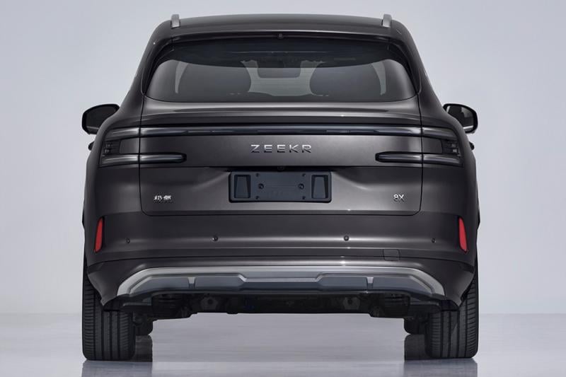 Zeekr 8X