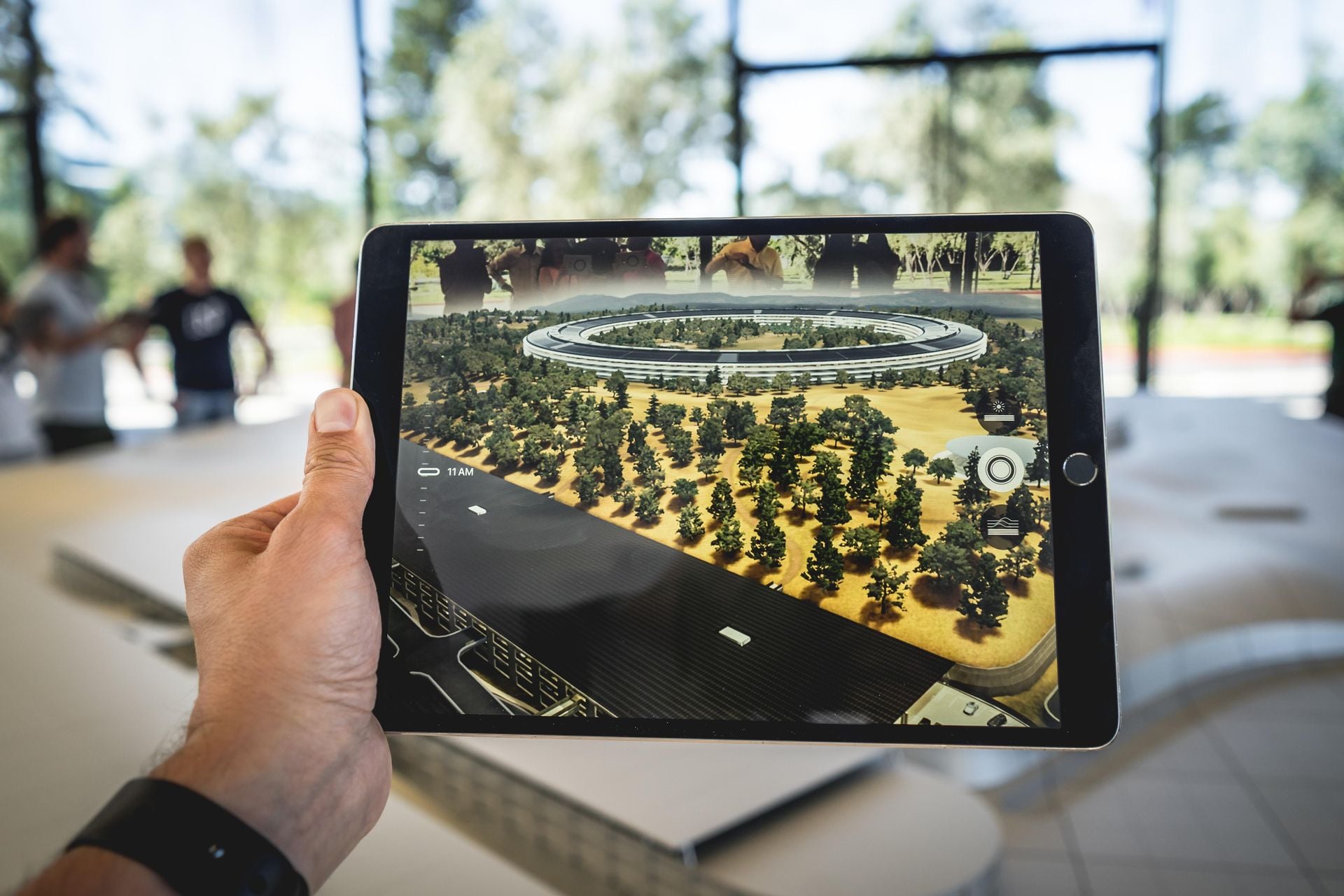 How augmented reality will make driving smarter | CarExpert