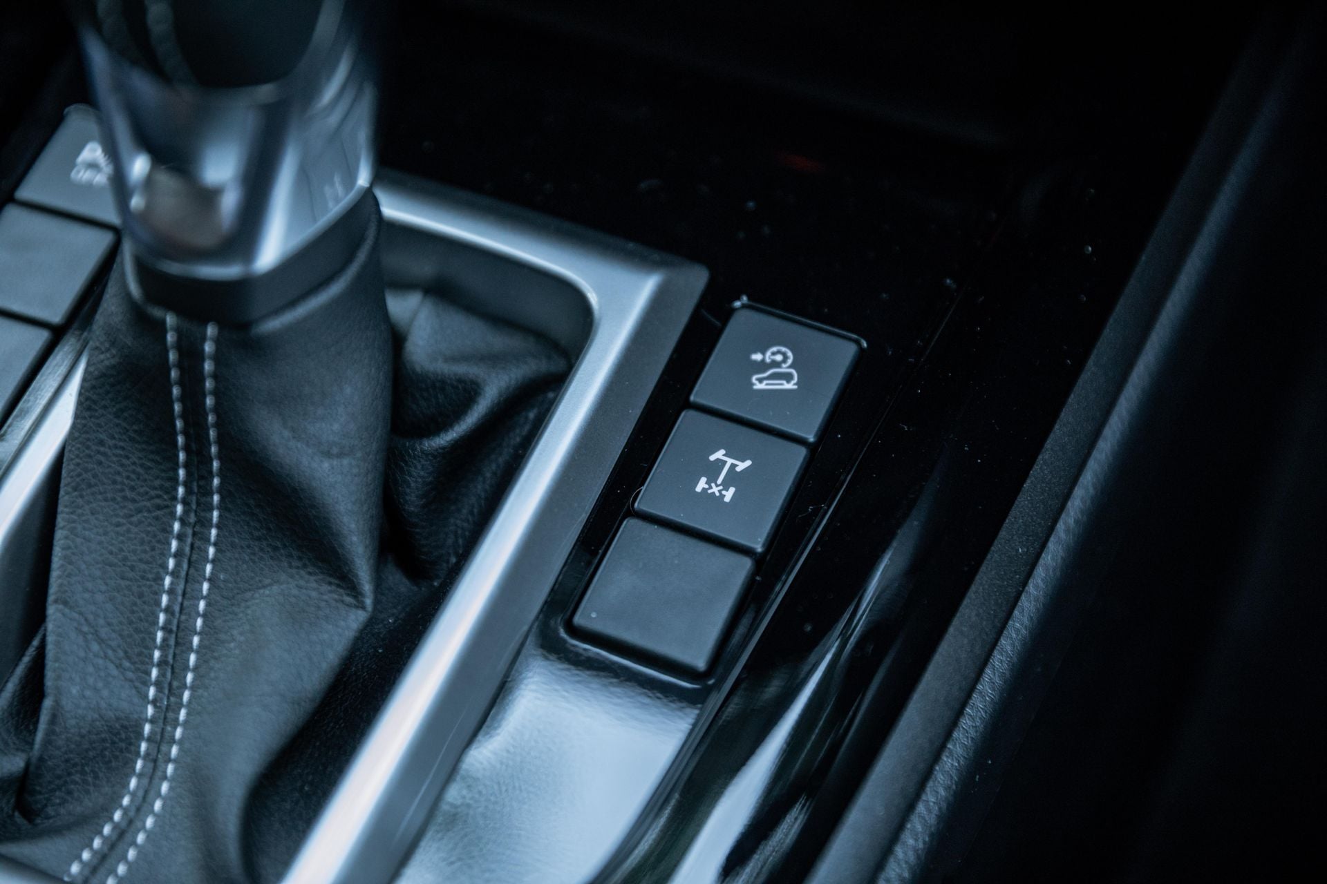 4WD modes explained: Differential lock, 2H, 4H, 4L and hill descent ...