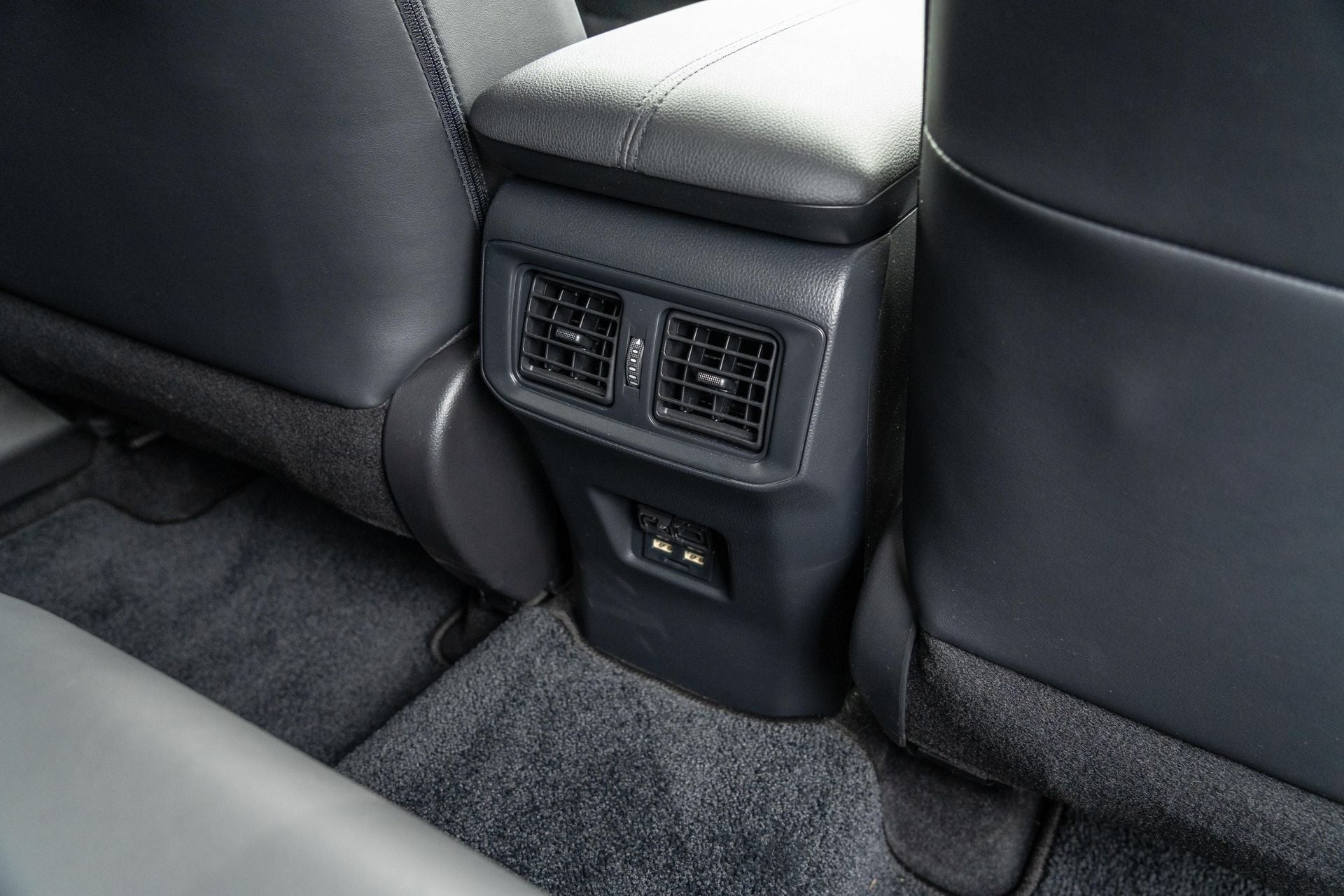 22 Rav4 Rear 2022 Toyota RAV4 XSE Hybrid review | CarExpert