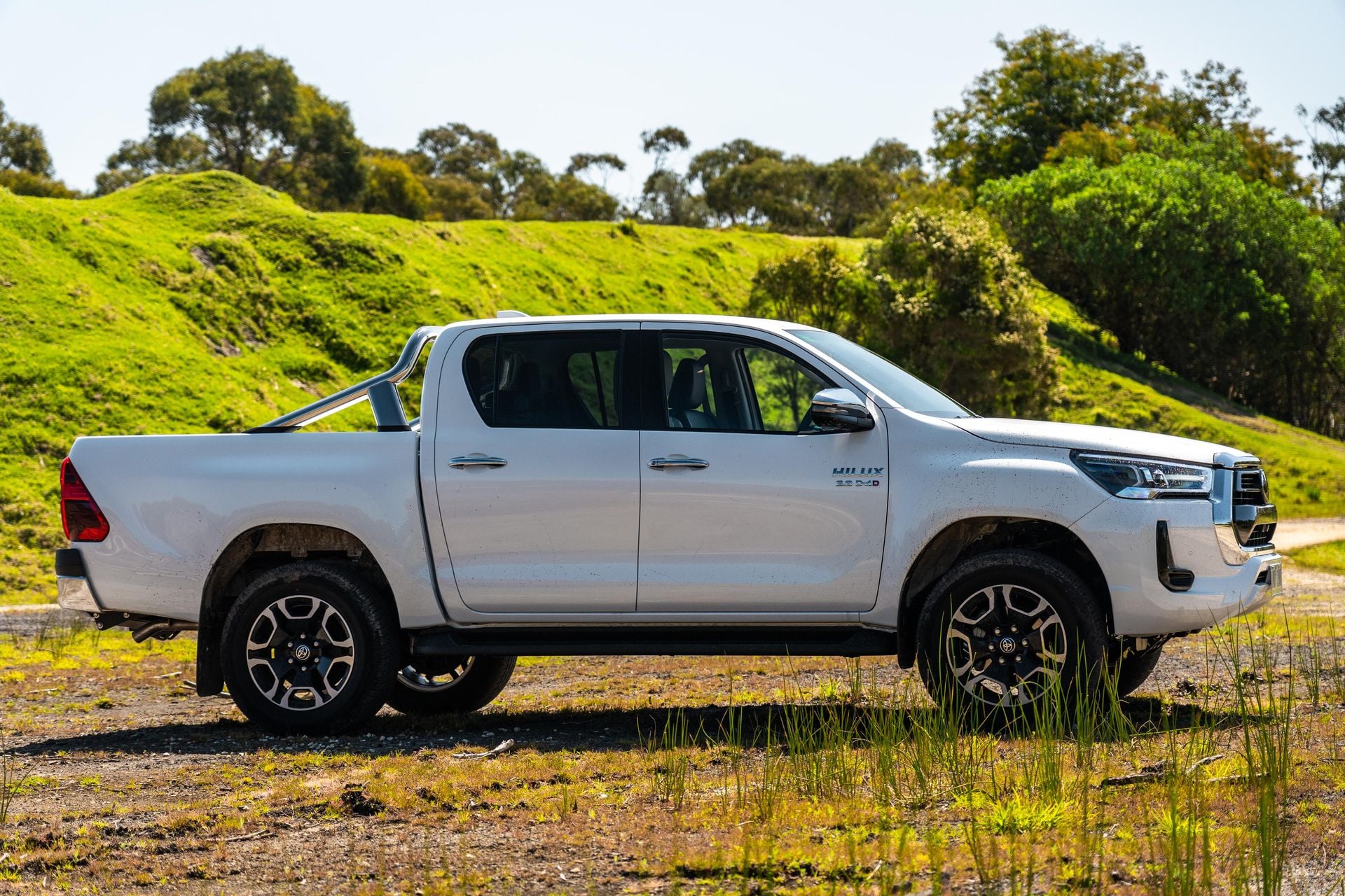 Elegant Toyota Hilux 2023 Specifications Gallery
