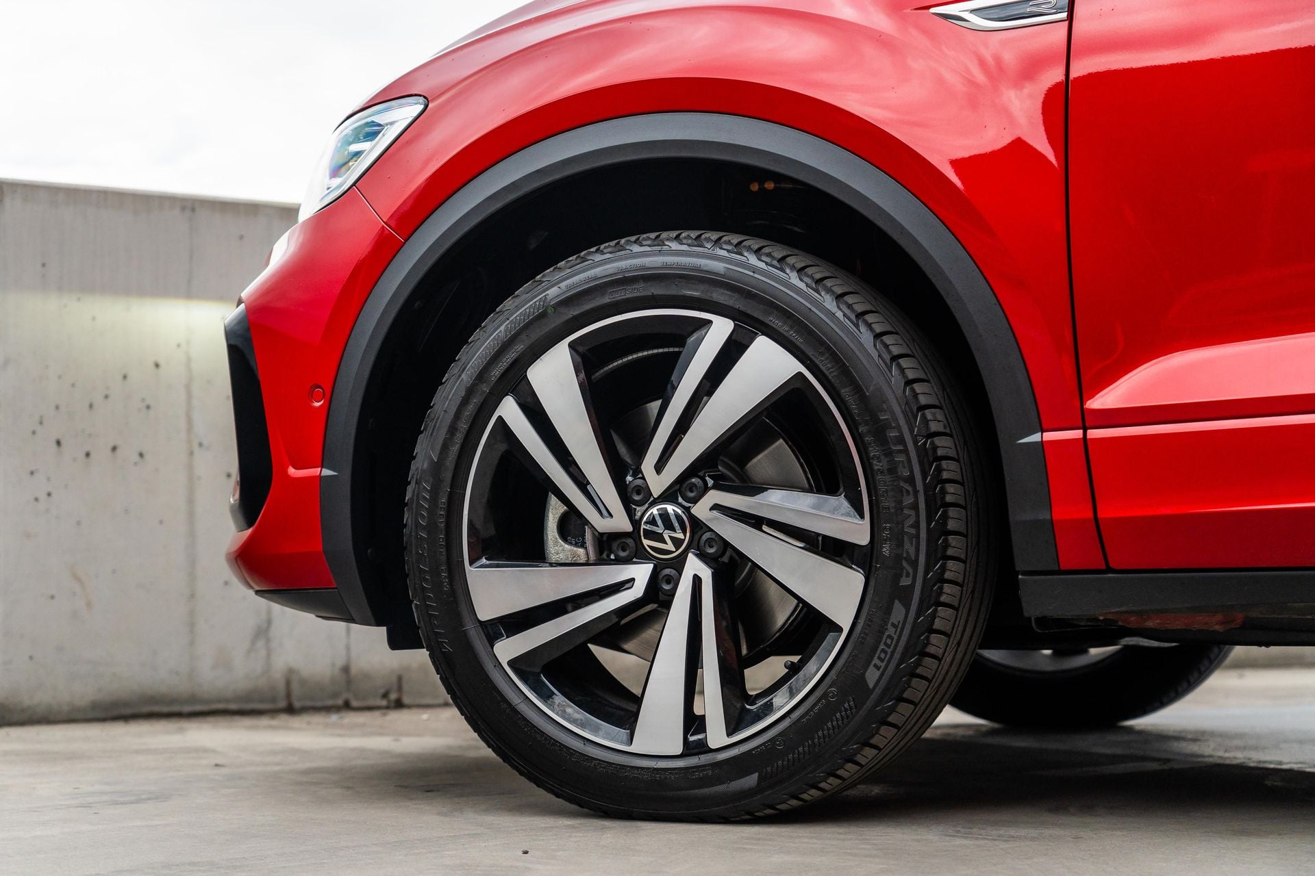 2025 Volkswagen T-Roc R-Line review | CarExpert