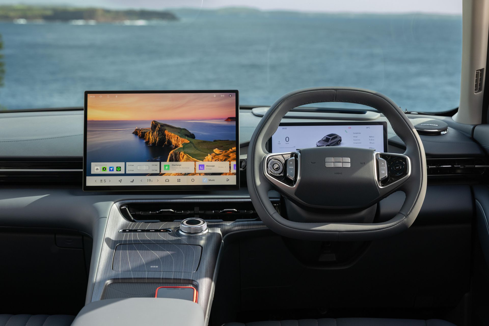 Geely Silver 2025 Geely EX5 Inspire review | CarExpert