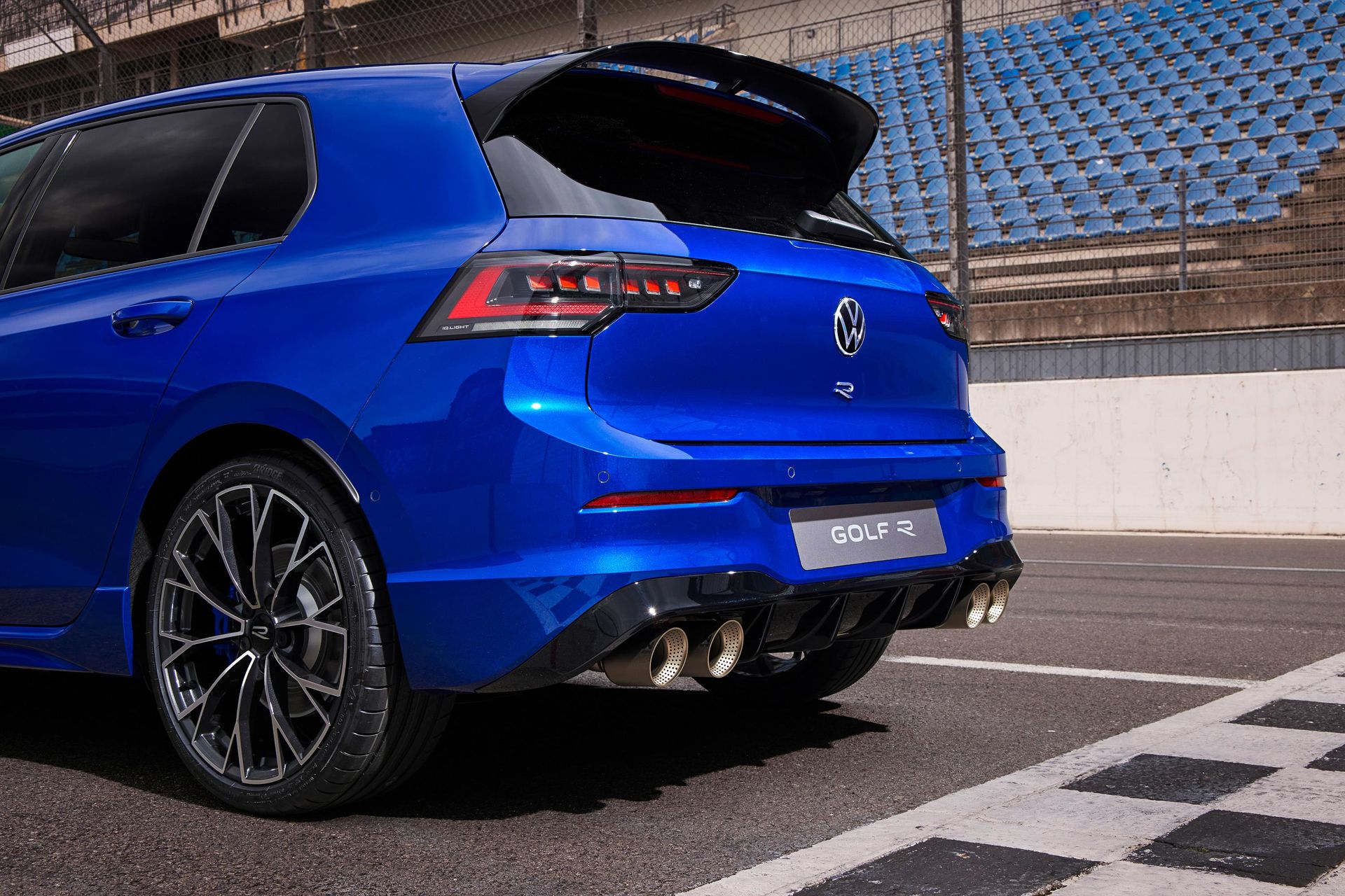 2026 Volkswagen Golf R goes light on weight, fuller on sound | CarExpert