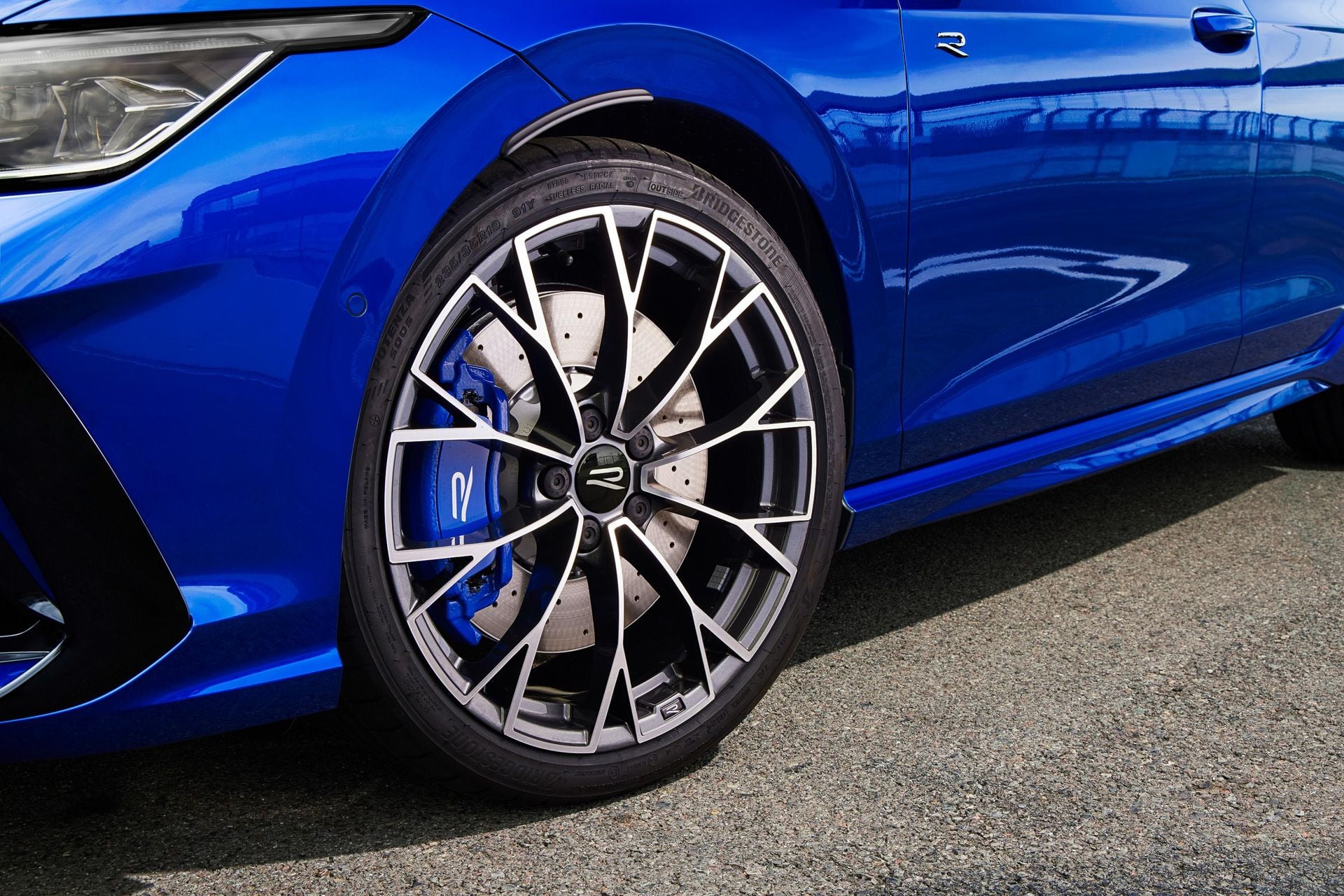 Mb21 Rgs Golf R 2026 Volkswagen Golf R goes light on weight, fuller on sound | CarExpert