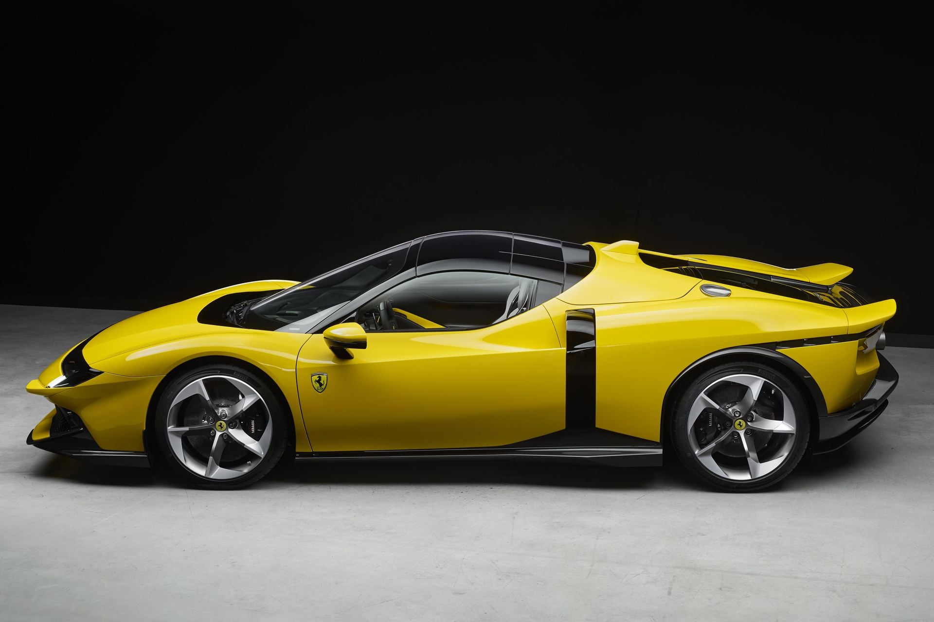 Ferrari says depreciation is normal and warns against gradual Luxury ...