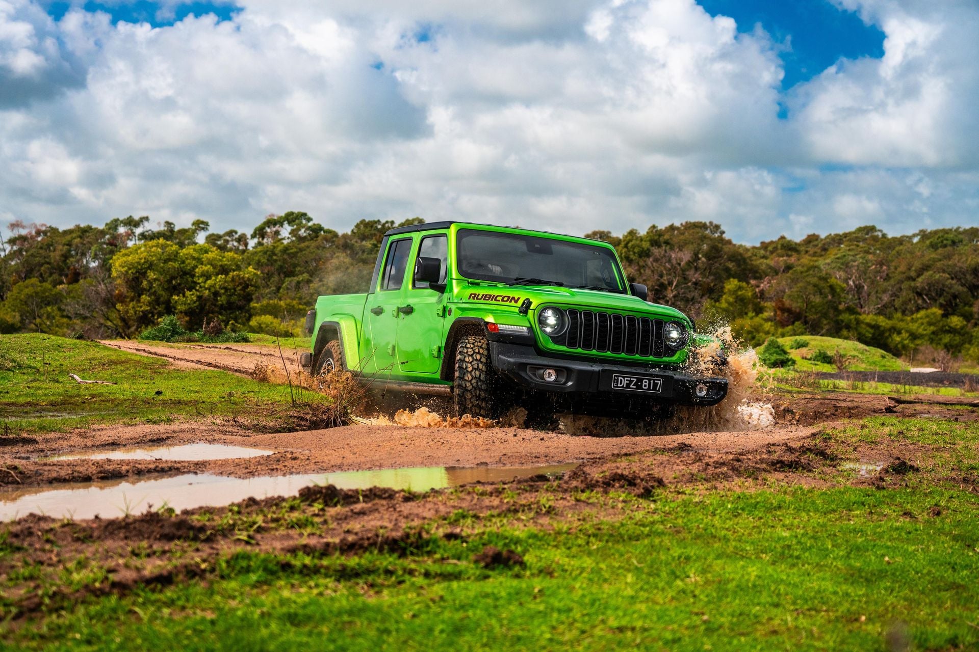 2026-jeep-gladiator-review-carexpert