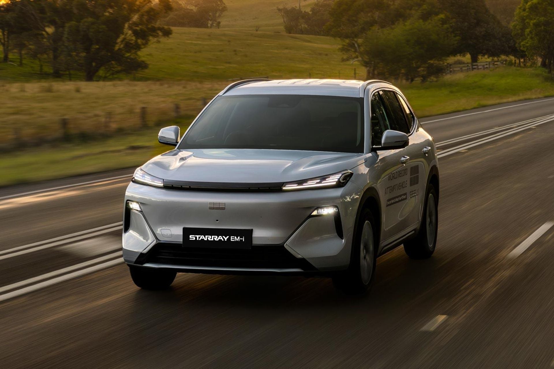 Geely Starray EM i PHEV SUV Breaks Guinness World Record With A 