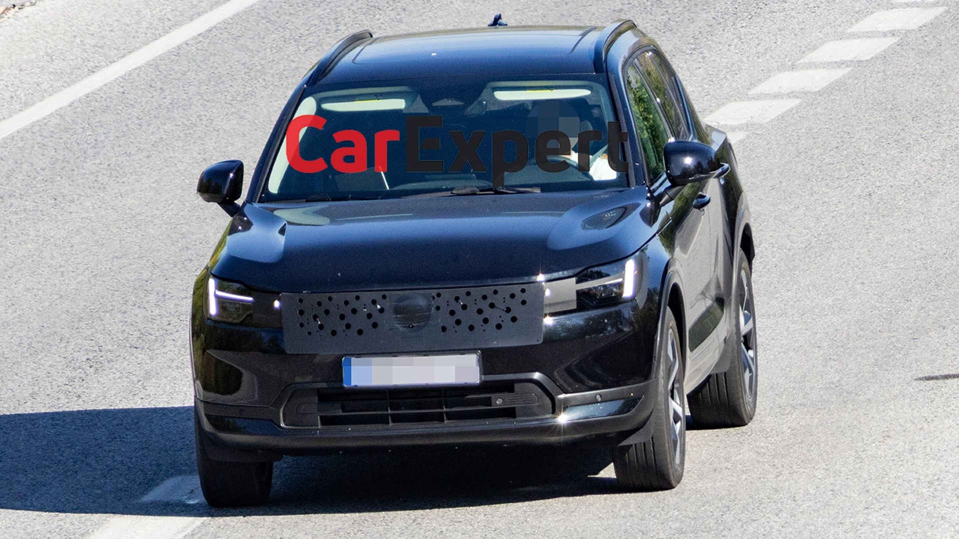 2027 Volvo XC40 front profile